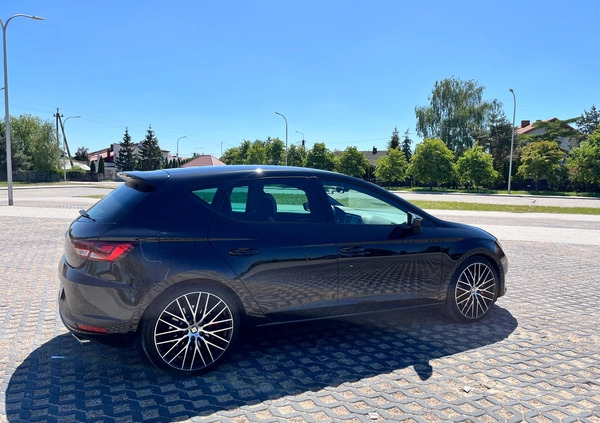 Seat Leon cena 67000 przebieg: 197000, rok produkcji 2016 z Bieżuń małe 211
